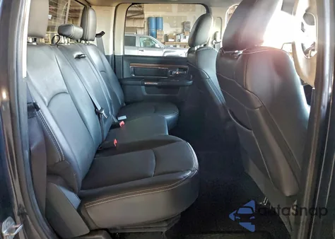 2016 Ram 1500 Laramie z USA, uszkodzony, nr VIN 1C6RR7NT9GS298871